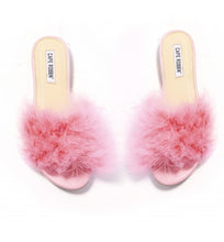 Load image into Gallery viewer, My pink slippers