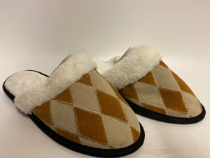 Diamond shape bed slippers